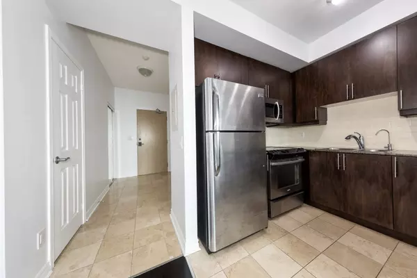 Toronto C14, ON M2N 0E1,18 Holmes AVE #1712