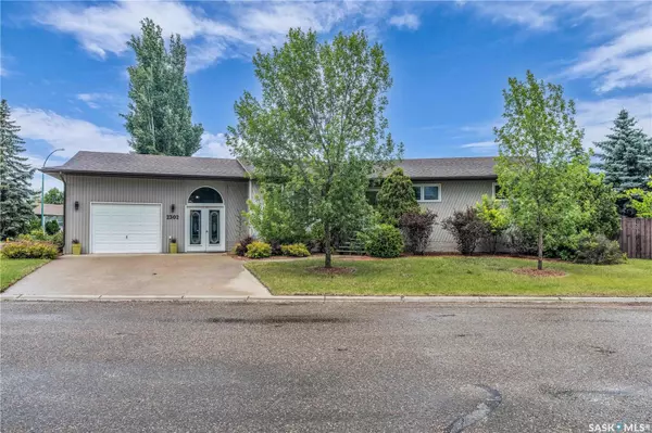 2302 Meadow Lark LANE, North Battleford, SK S9A 3V2