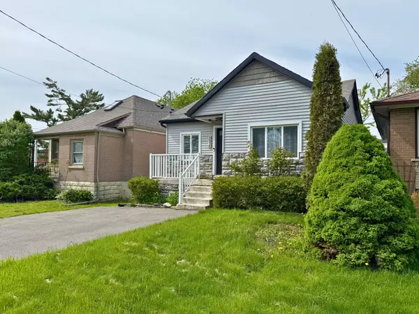 Mississauga, ON L5E 2C7,1034 Meredith AVE