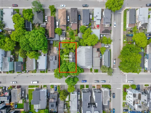 West Centre Town, ON K1Y 1T4,70 Pinhey ST S