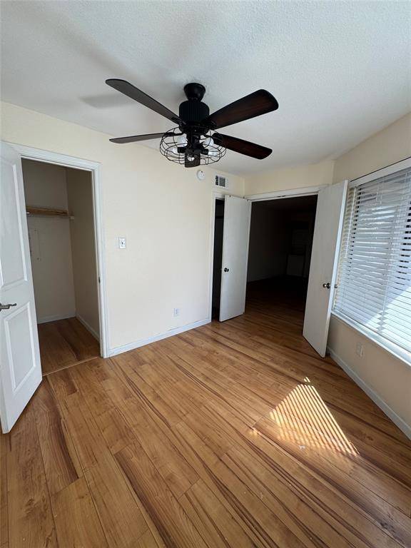 Dallas, TX 75243,9801 Walnut Street #A305