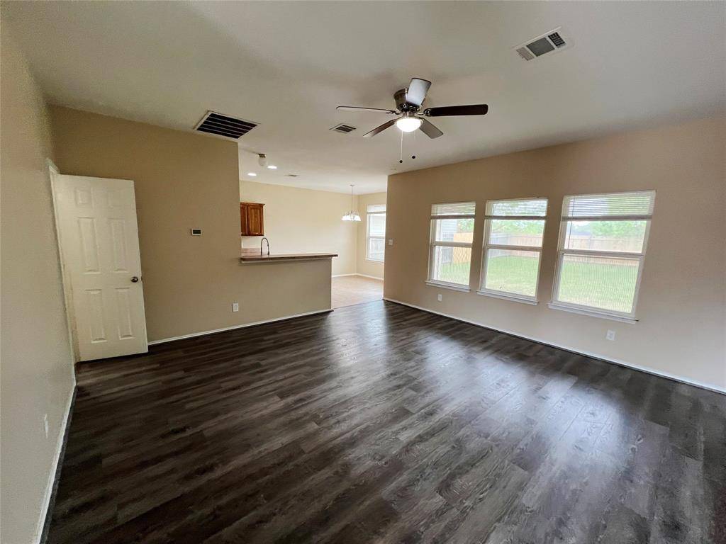 Fort Worth, TX 76179,5804 Parkview Hills Lane