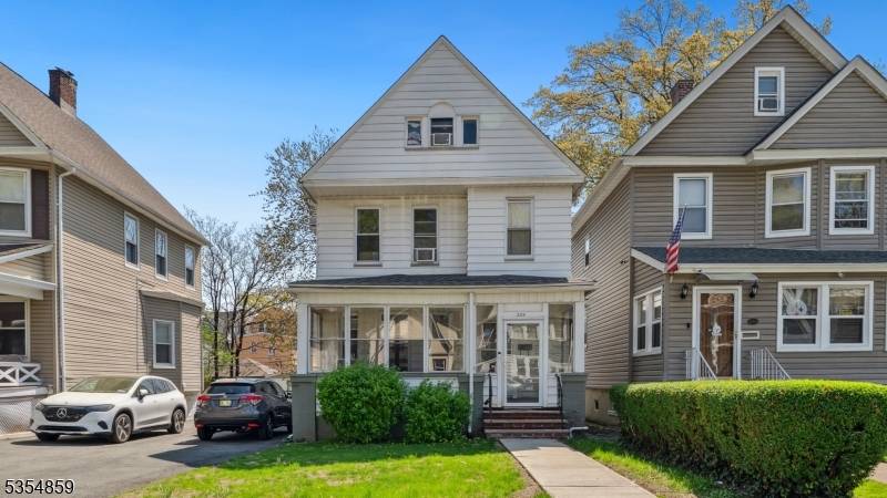 284 S Clinton St, East Orange City, NJ 07018