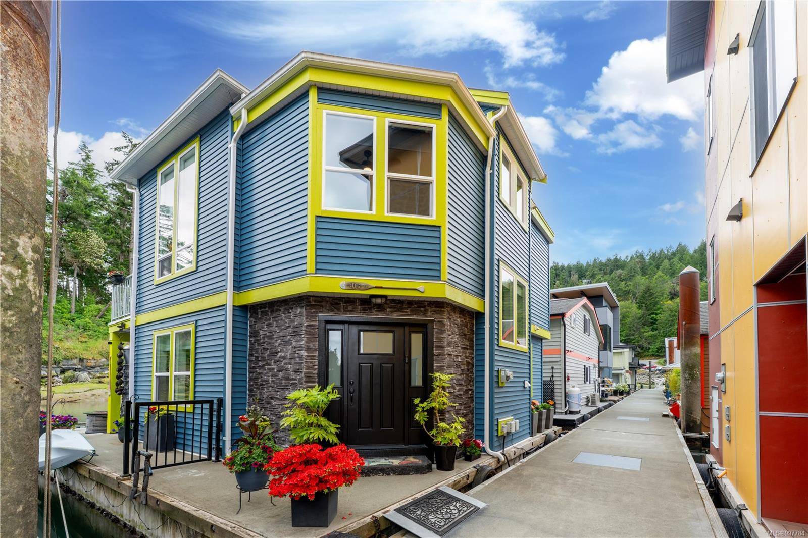 6145 Genoa Bay Rd #J10, Duncan, BC V9L 5T7