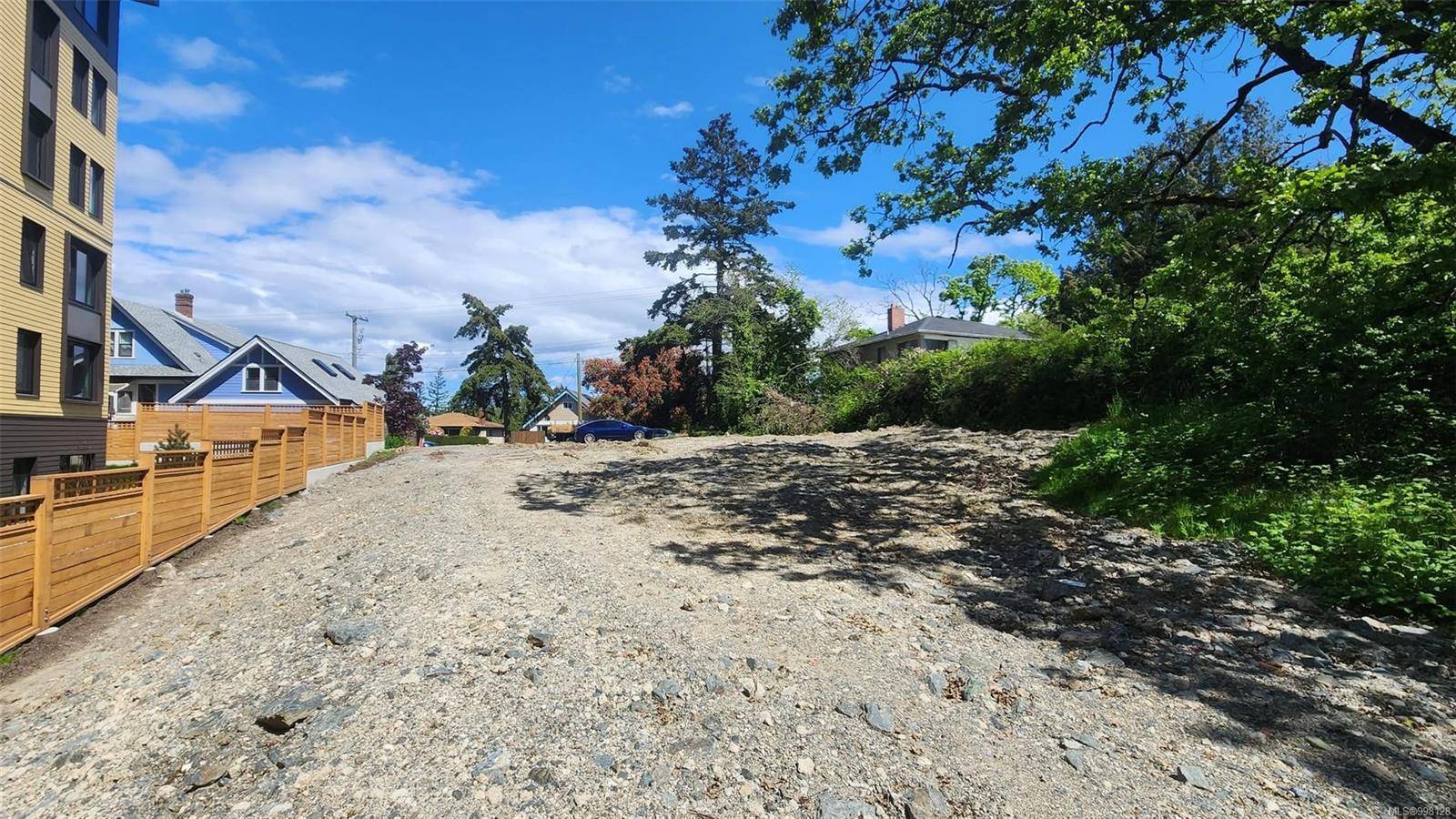 919 Craigflower Rd, Esquimalt, BC V9A 2X7