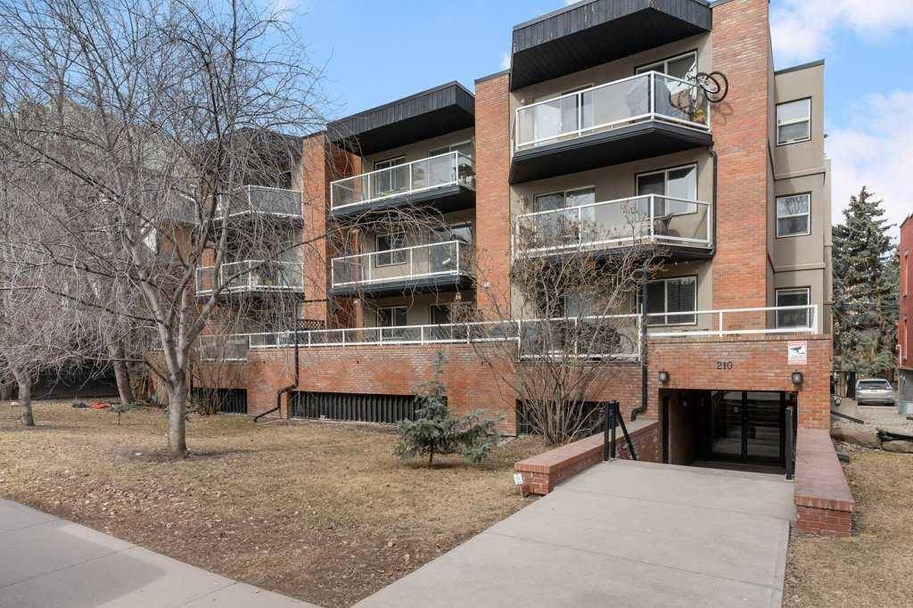 210 25 AVE Southwest #10, Calgary, AB T2S 0L1