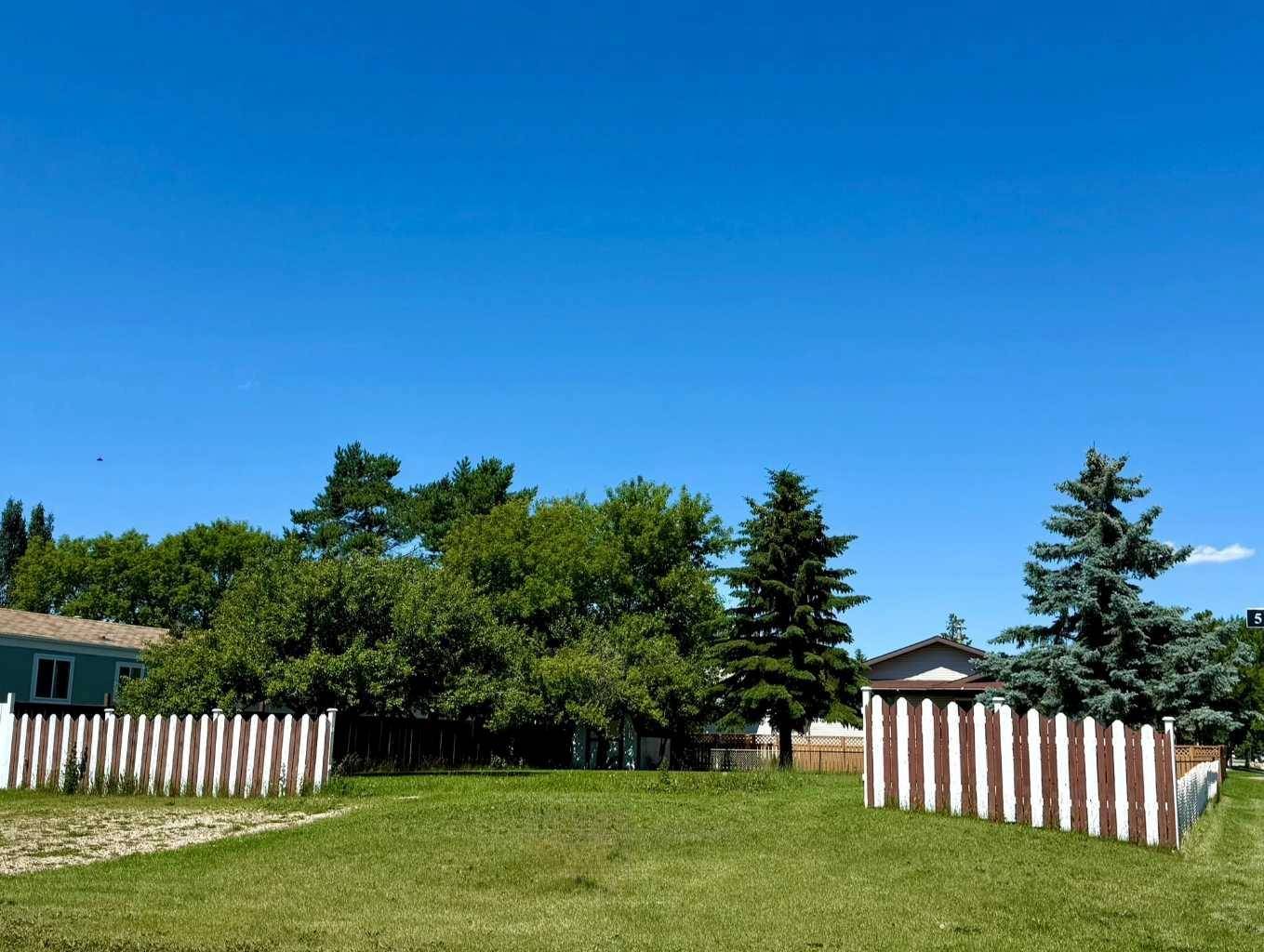 Wainwright, AB T9W 1H9,1958 5 AVE