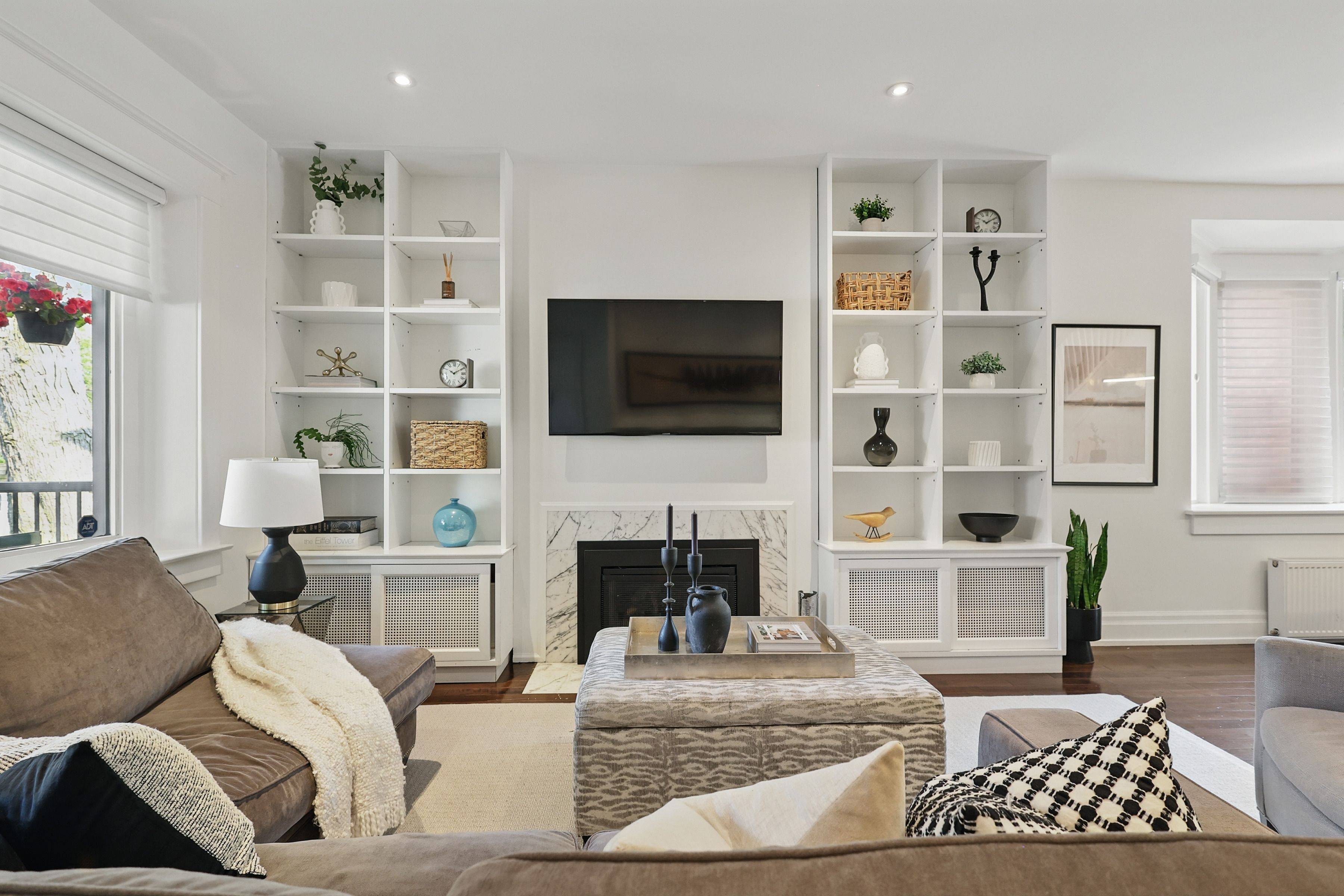 Toronto C03, ON M6C 3L3,34 Winnett AVE