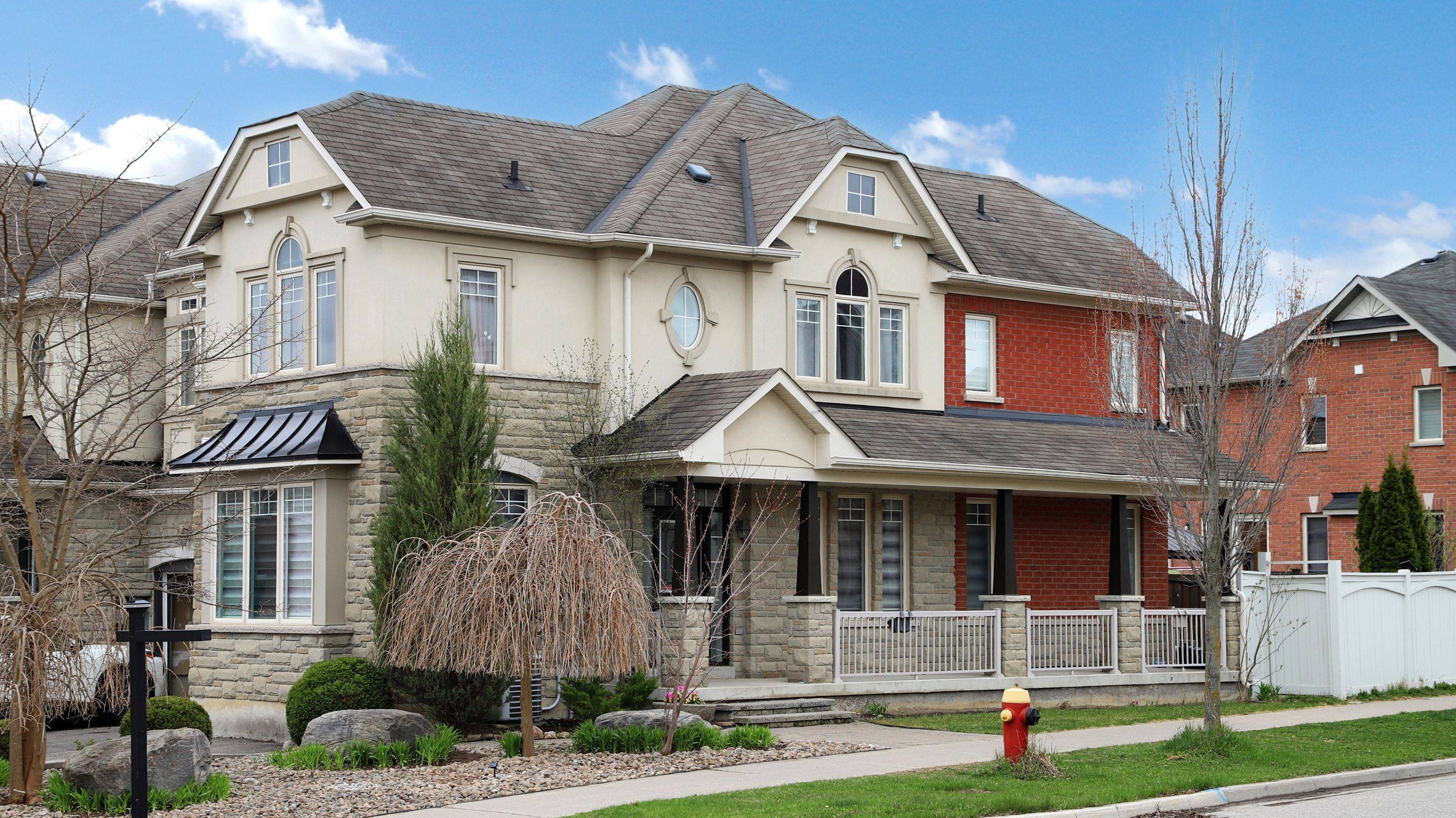 Richmond Hill, ON L4E 0J3,2 Stookes CRES