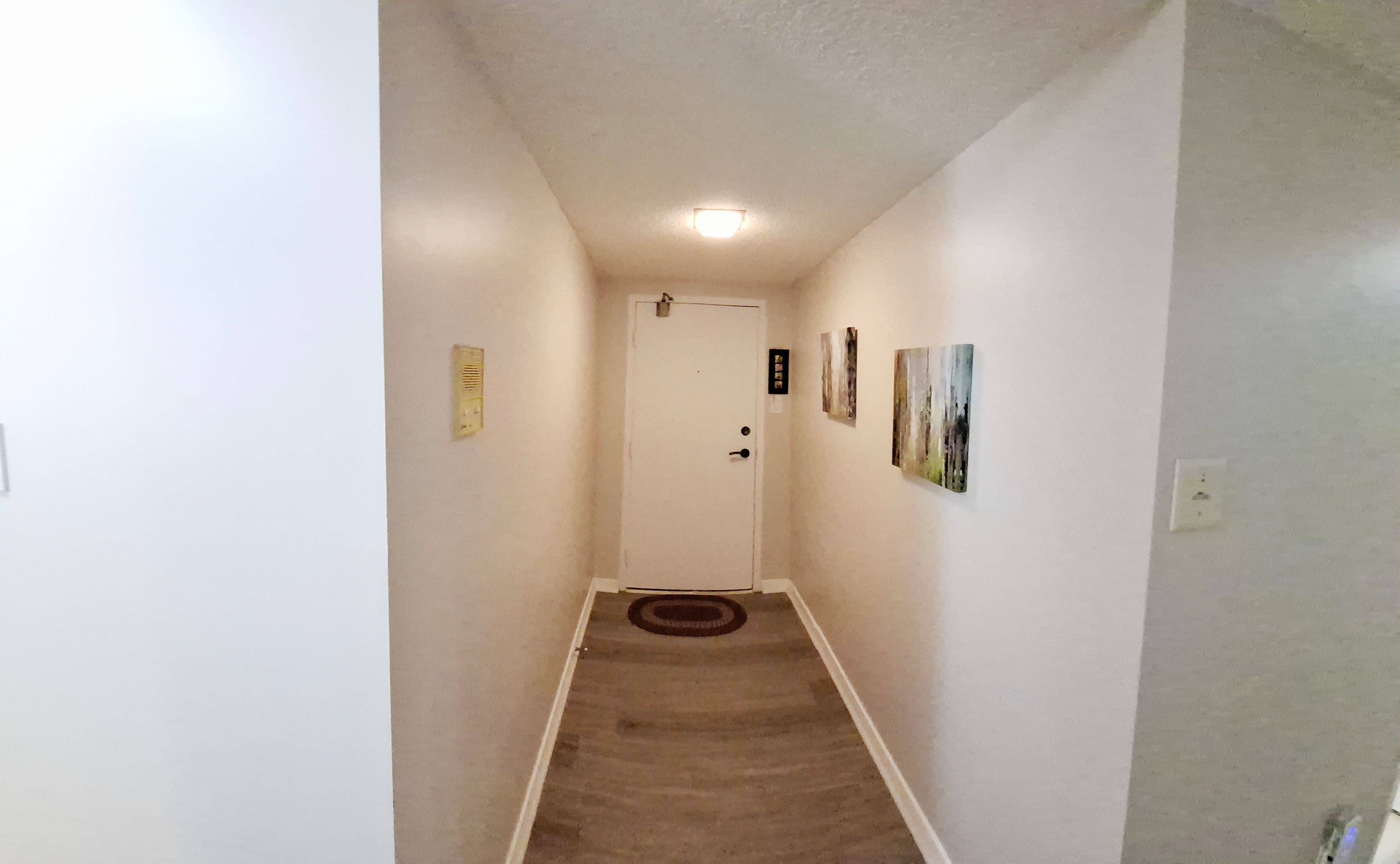 Markham, ON L3T 4T7,60 INVERLOCHY BLVD #1210
