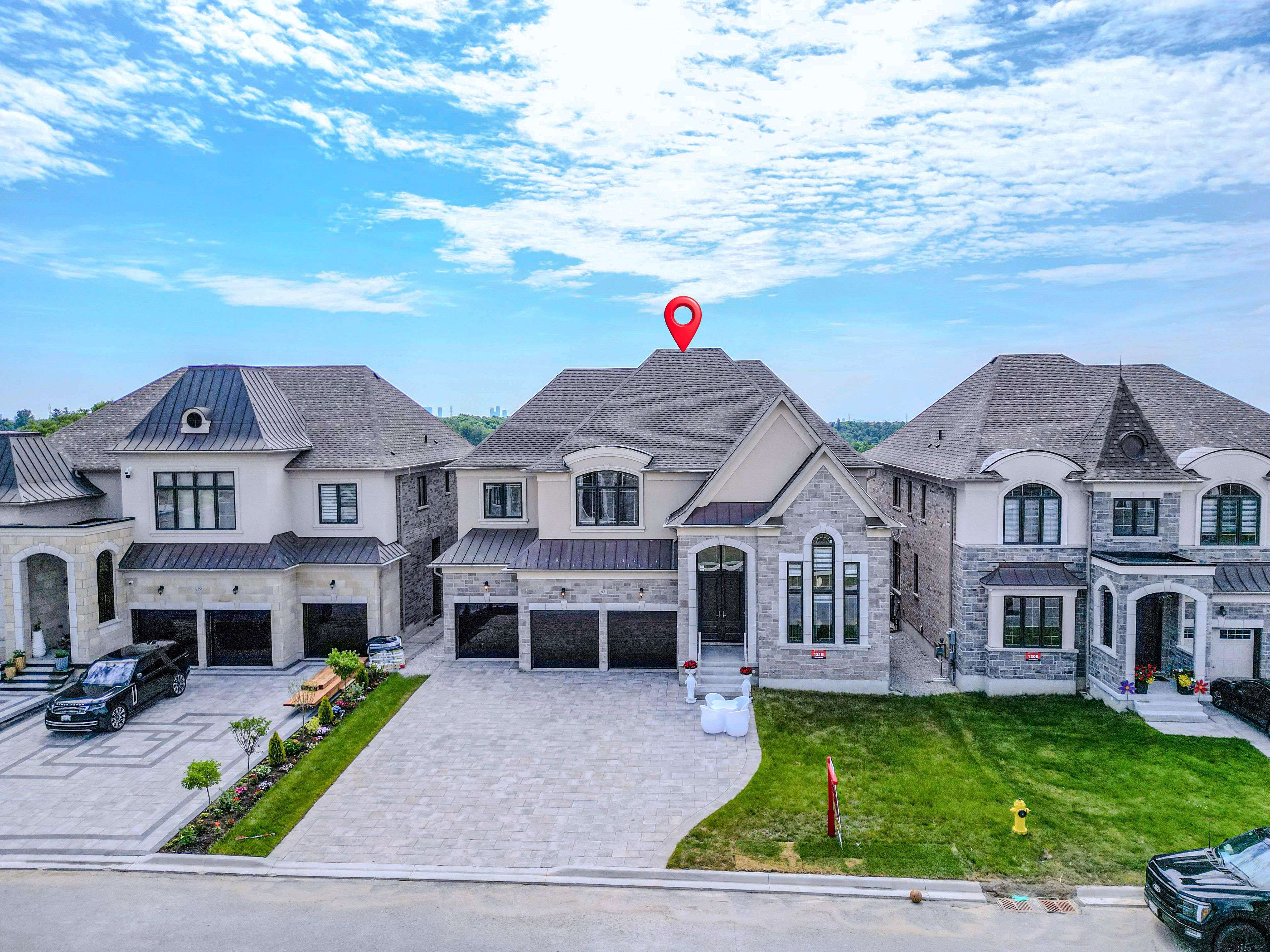 92 Appleyard AVE, Vaughan, ON L4H 4N3