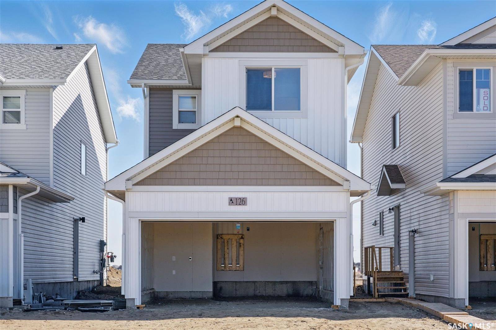 230 Antonini COURT, Saskatoon, SK S7L 7P3