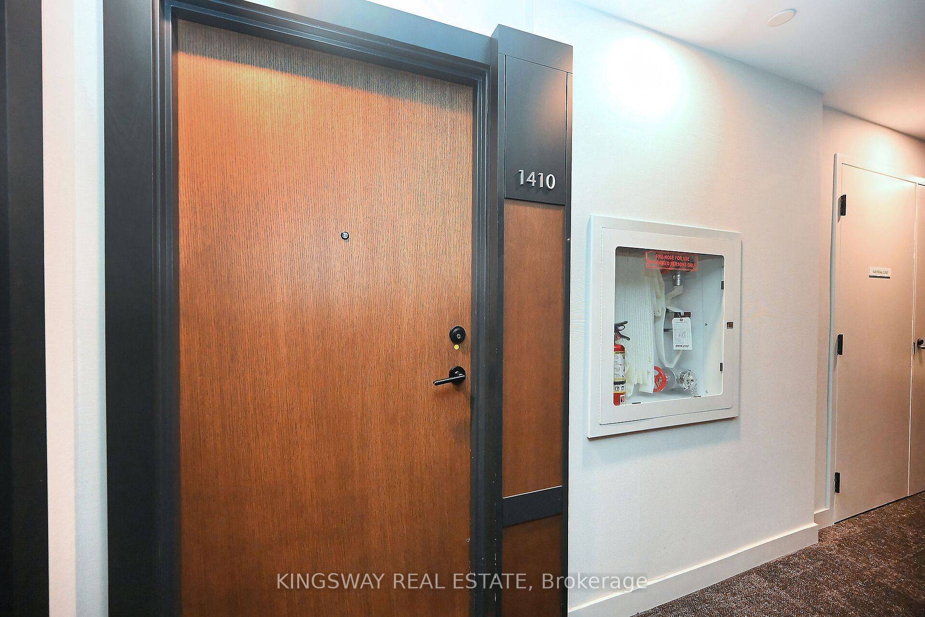 Mississauga, ON L5B 4N1,4065 Confederation Pkwy #1410