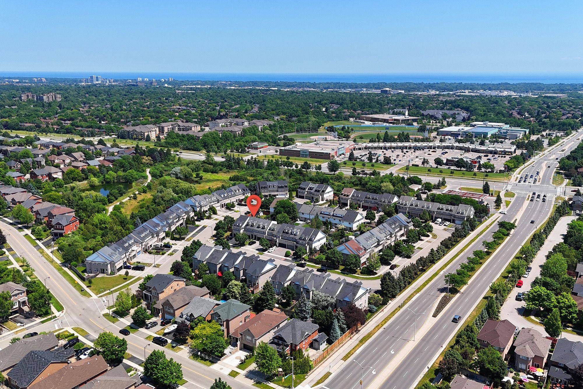 Oakville, ON L6M 3R7,2048 White Dove CIR