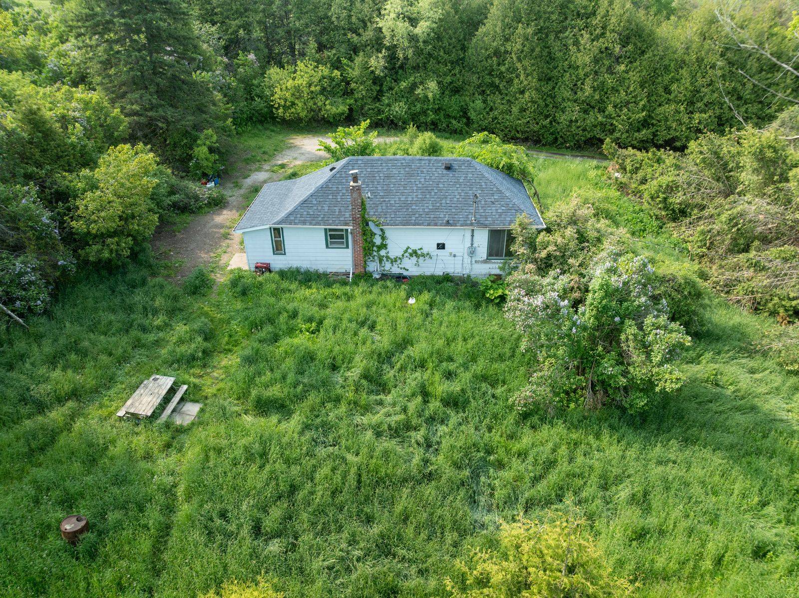 Kawartha Lakes, ON L0A 1A0,15 Capstick RD