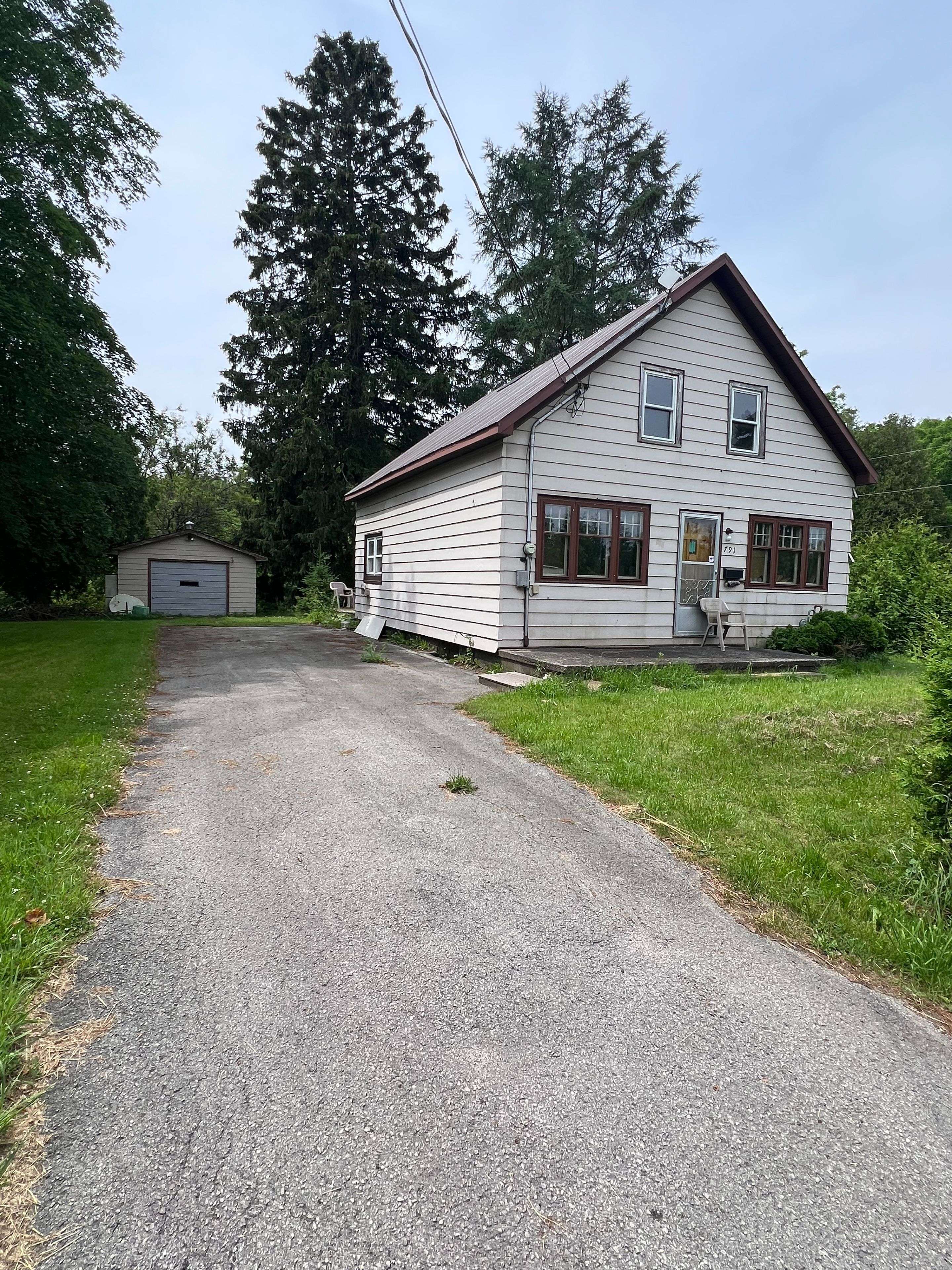 791 23rd ST W, Owen Sound, ON N4K 4H4