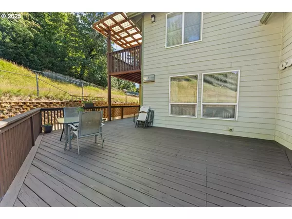 Portland, OR 97236,5122 SE Jenne RD