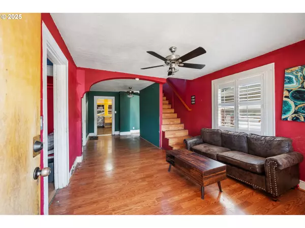 Portland, OR 97203,9734 N EXETER AVE
