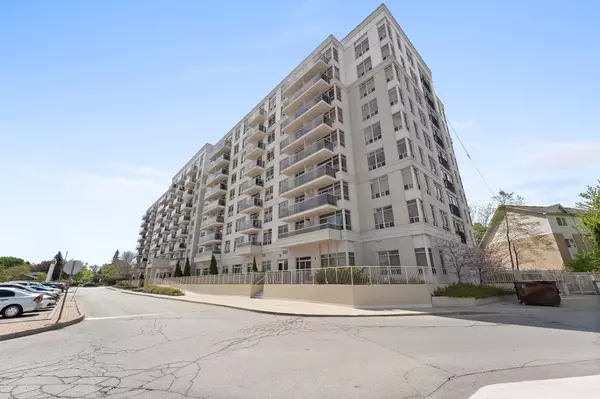 Toronto E08, ON M1M 3X9,3650 Kingston RD #217