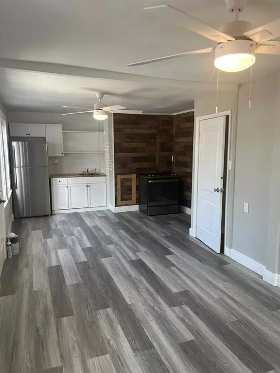 Hollywood, FL 33020,1810 Cleveland St #2