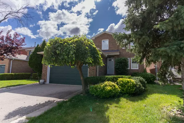 Mississauga, ON L5L 4K6,3294 Thorncrest DR