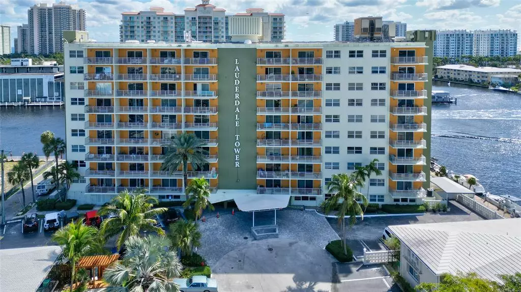 2900 NE 30th St #3-B, Fort Lauderdale, FL 33306