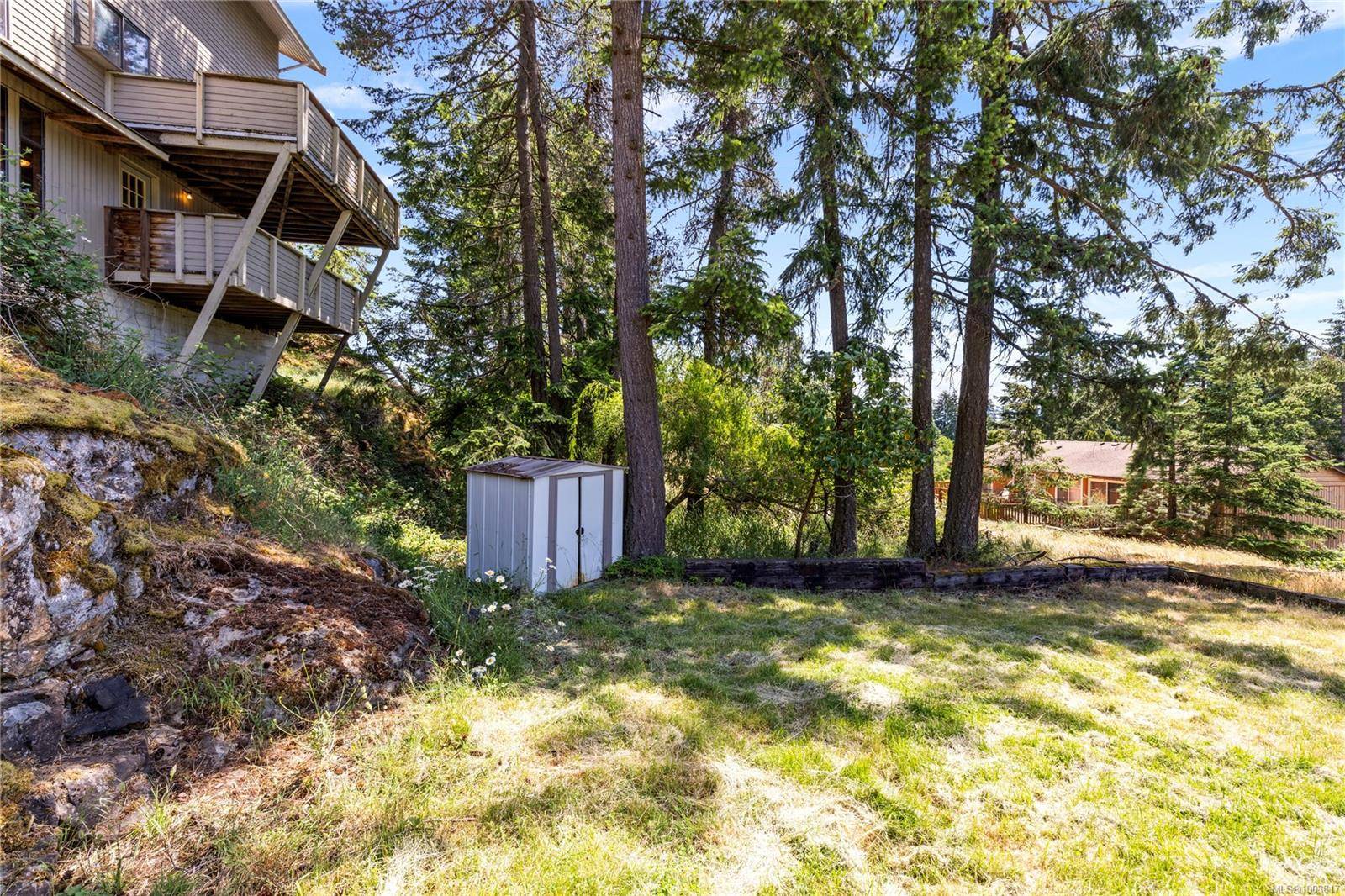 Nanaimo, BC V9T 1P1,3148 Robin Hood Dr
