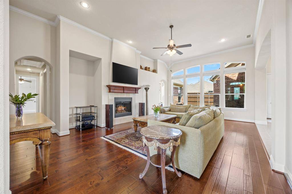 Garland, TX 75043,1718 Regents Park Court