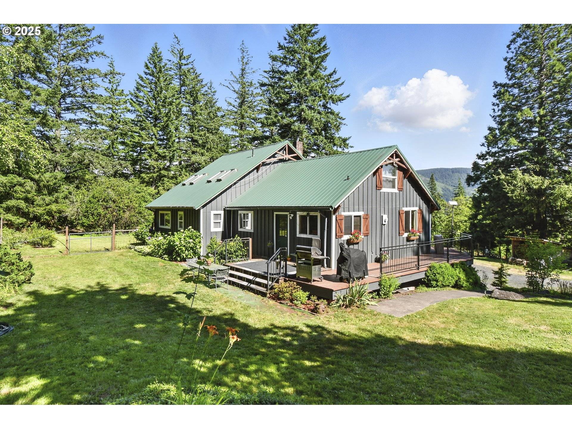 Washougal, WA 98671,301 CANYON CREEK RD