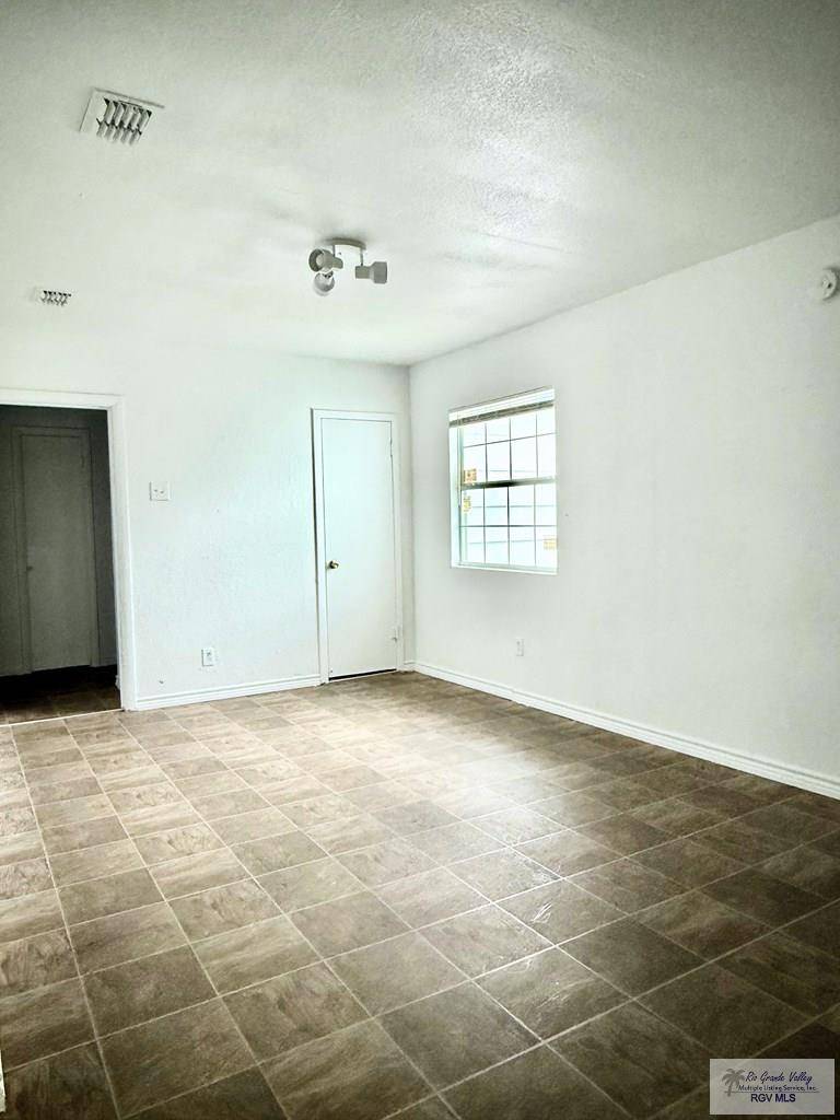 Brownsville, TX 78520,1727 LOMA LINDA AVE.