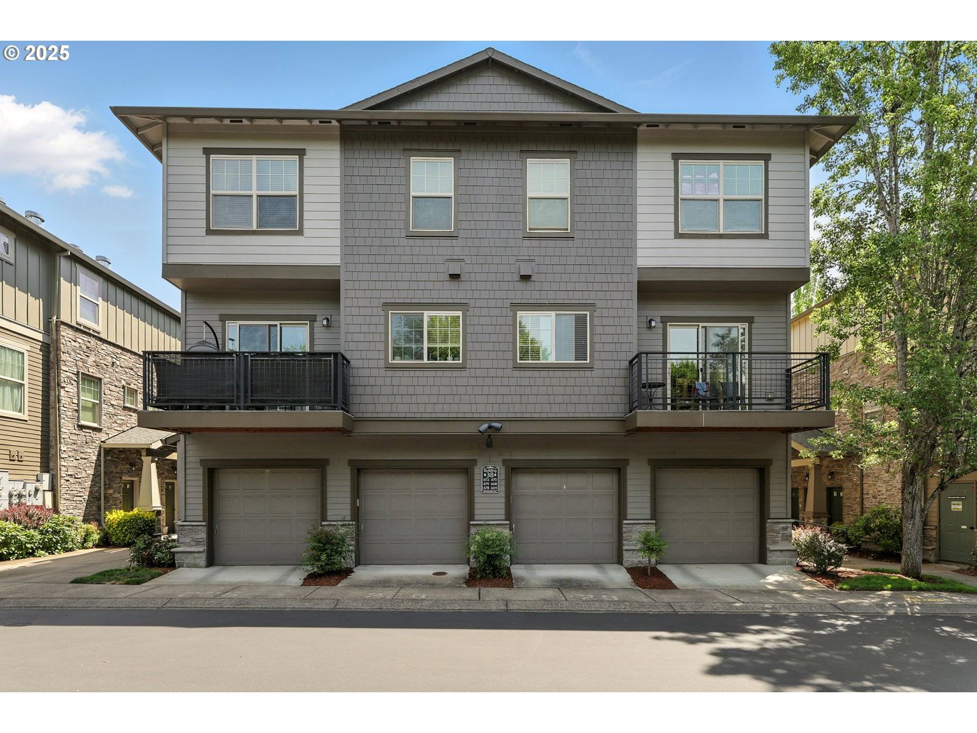 672 NE NEWSTEAD LN, Hillsboro, OR 97006