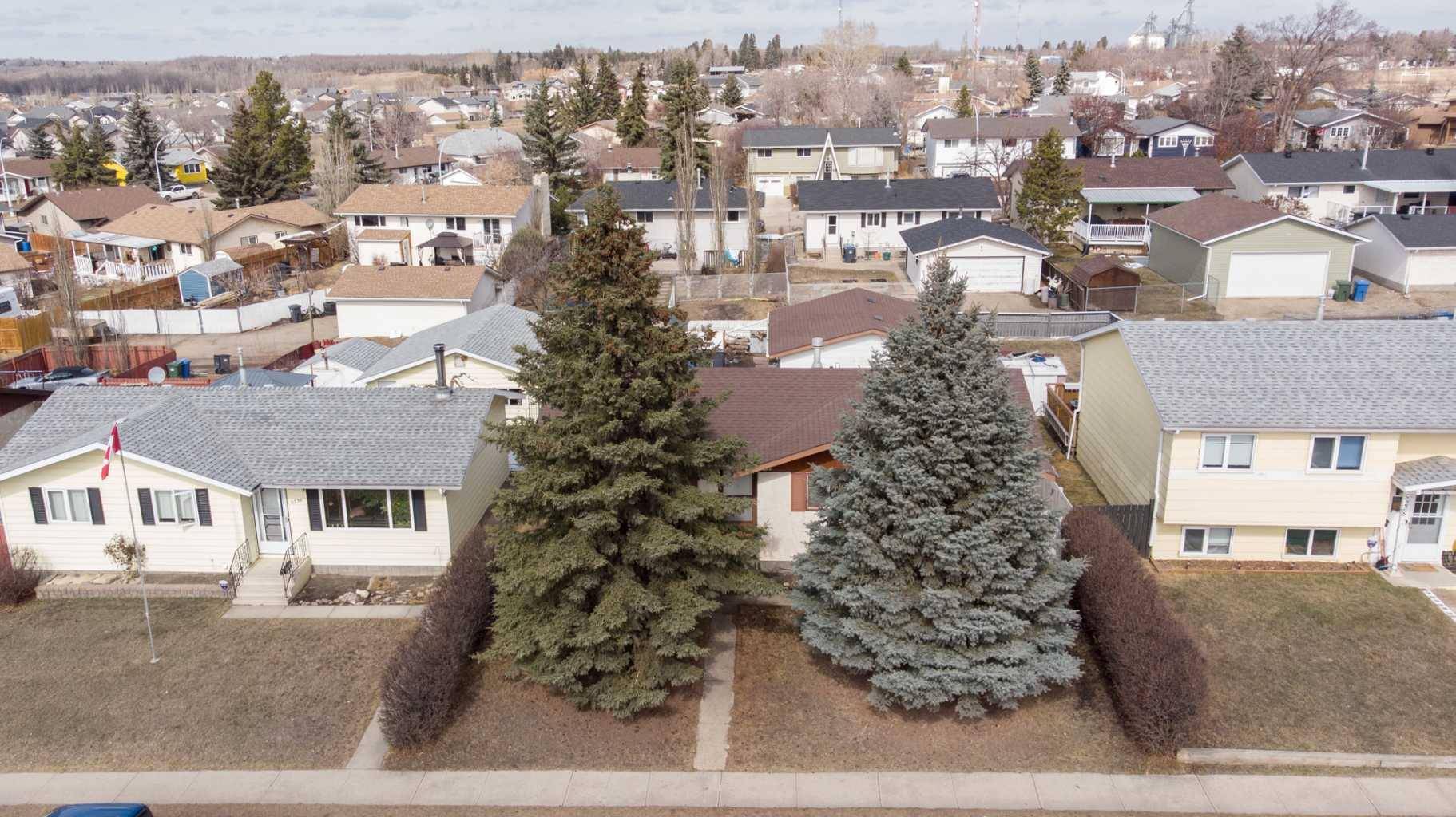 Innisfail, AB T4G 1K3,5232 42 ST