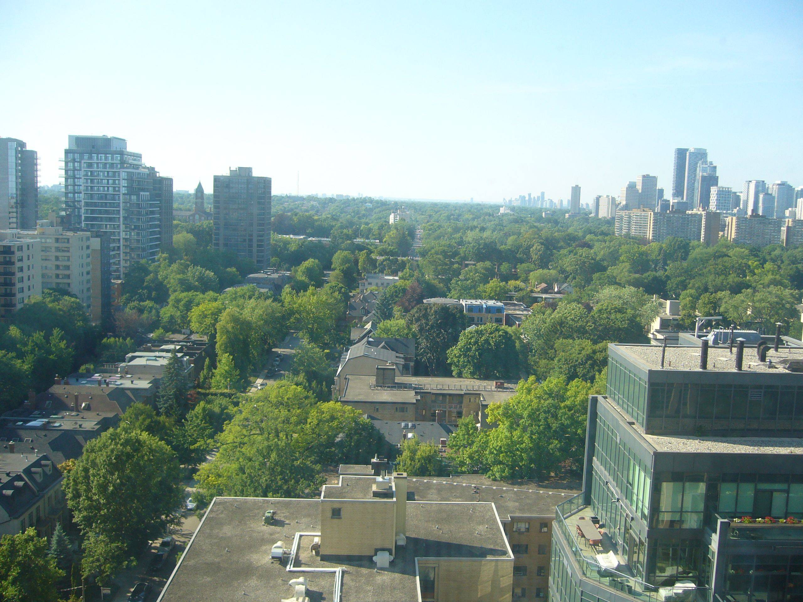 111 St Clair AVE W #1427, Toronto C02, ON M4V 1N5
