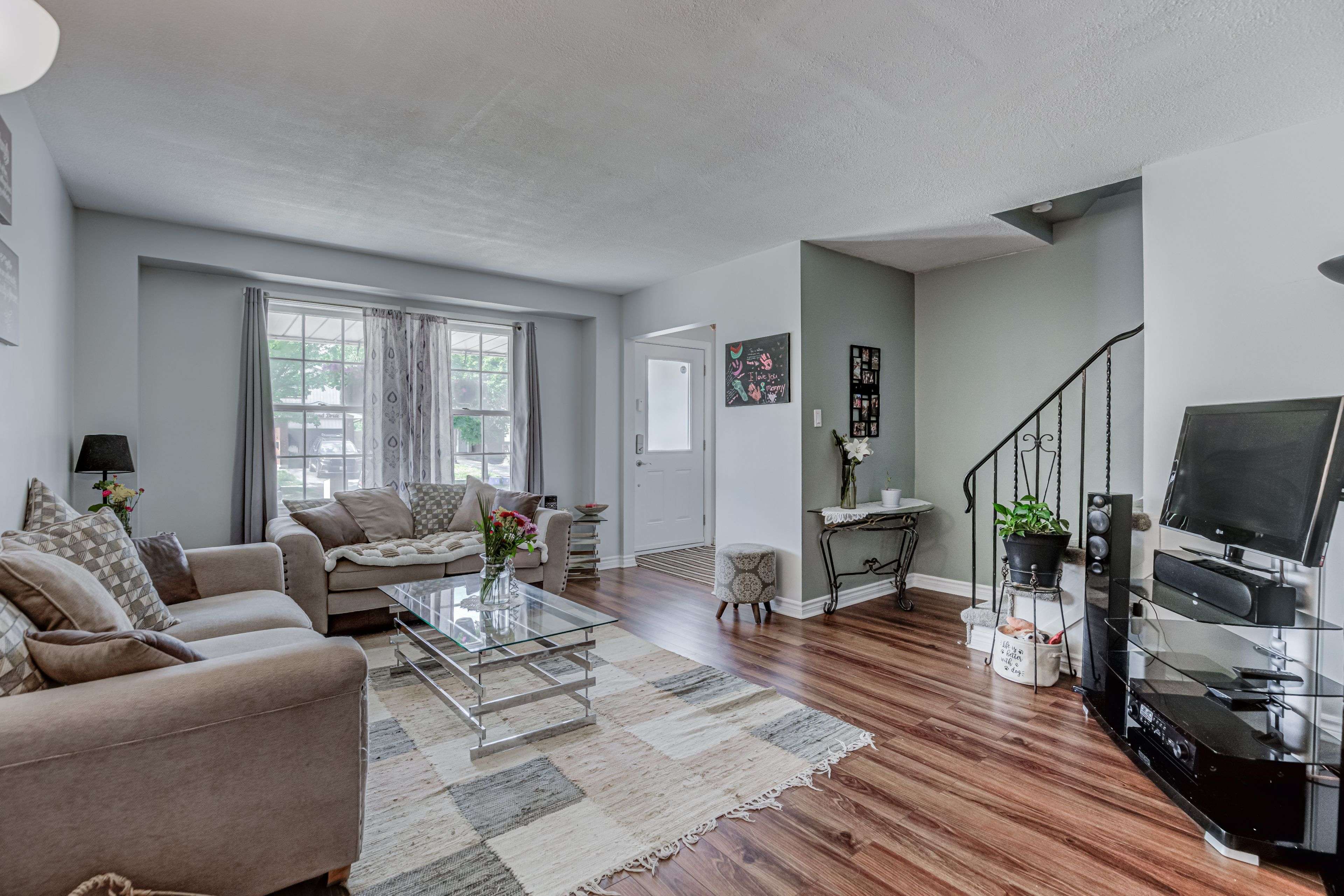 Oshawa, ON L1G 6T3,117 Ormond DR