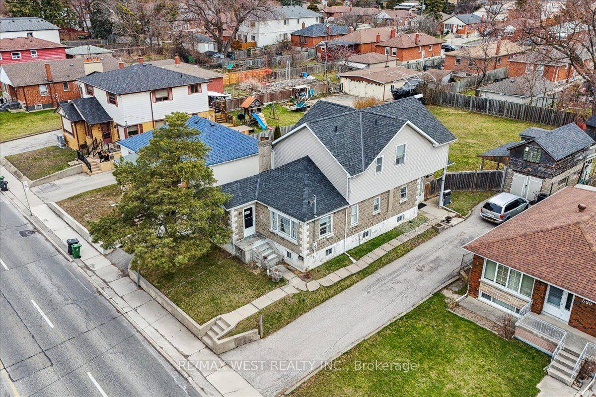 601 Pharmacy AVE, Toronto E04, ON M1L 3H1