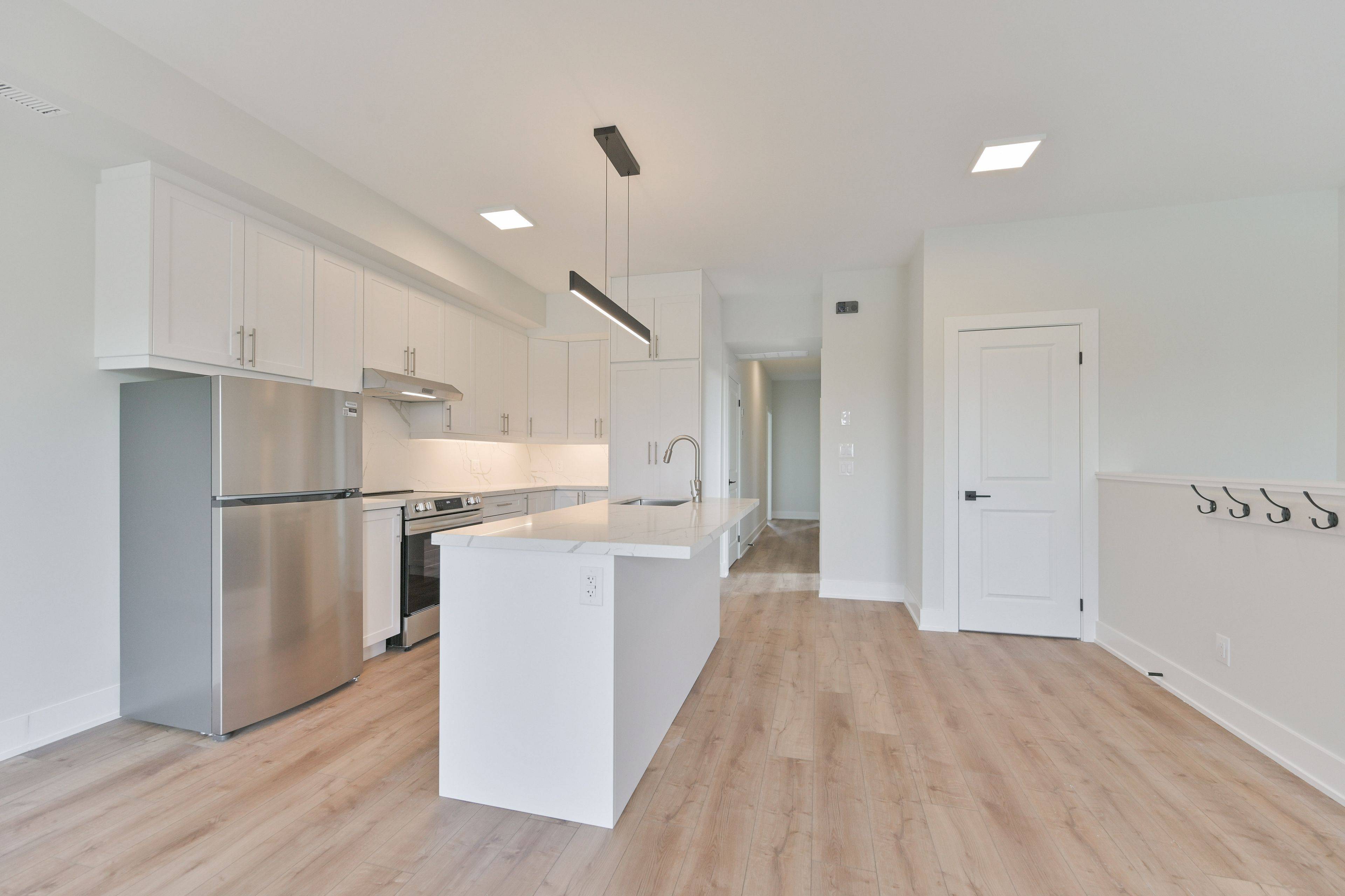 Toronto E02, ON M4E 2E9,2420 Gerrard ST E #4