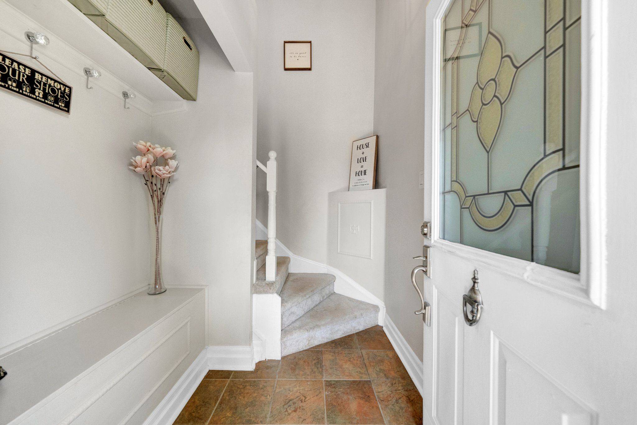 Clarington, ON L1C 4Z1,20 Abernethy CRES