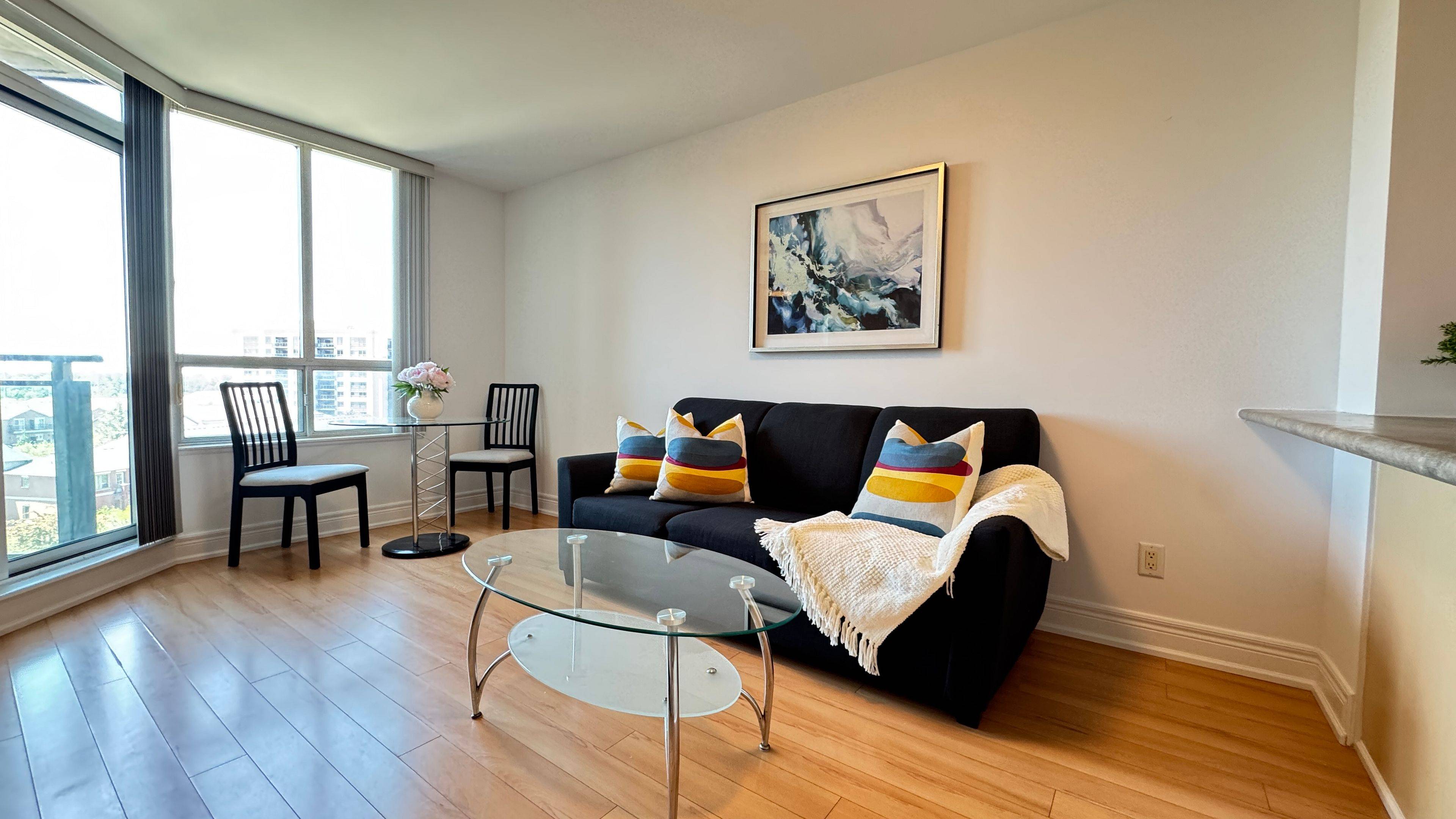 Markham, ON L3T 7Y6,62 Suncrest BLVD #826