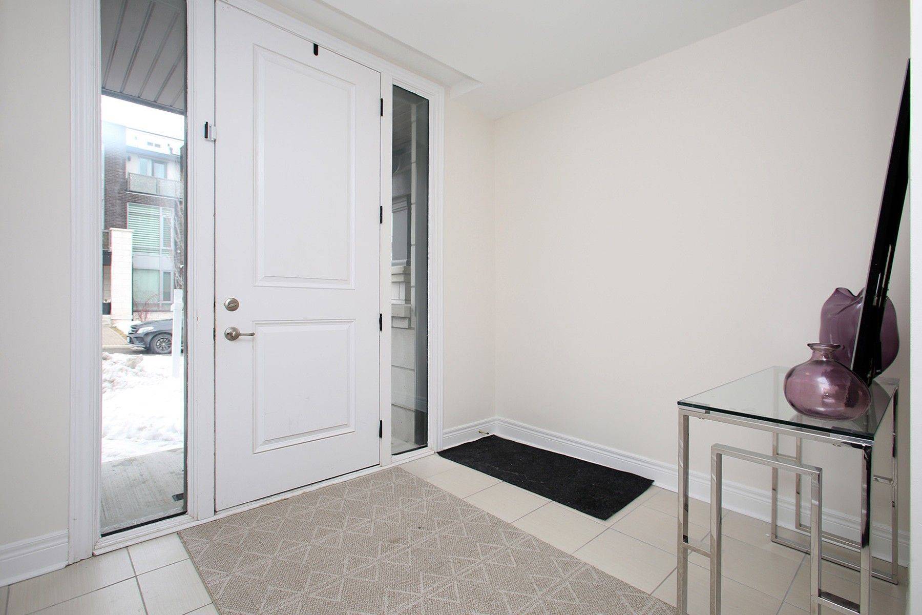 Vaughan, ON L6A 4Z6,102 Carrville Woods CIR