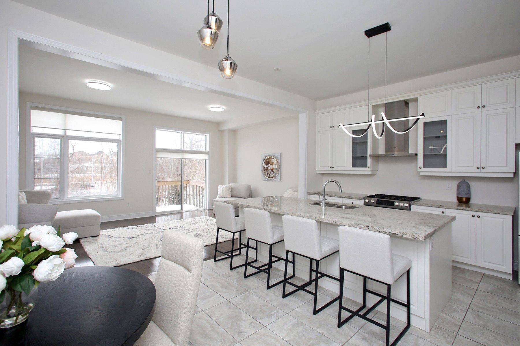 Vaughan, ON L6A 4Z6,102 Carrville Woods CIR