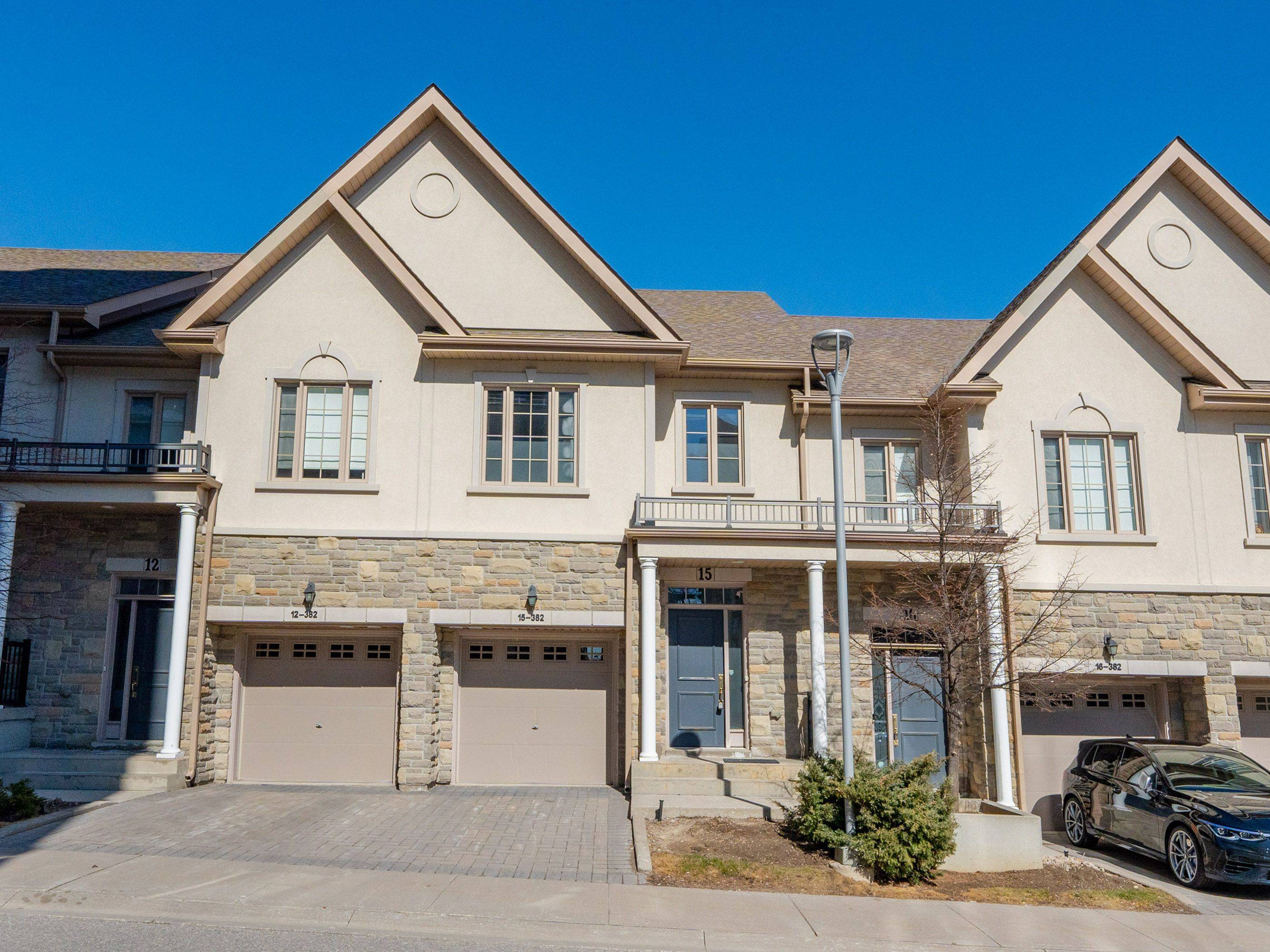 382 Highway 7 N/A E #TH15, Richmond Hill, ON L4B 0C5