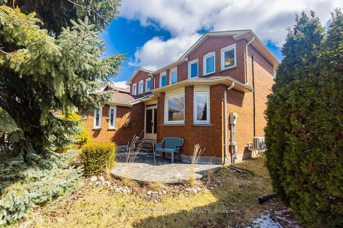Markham, ON L3T 6R5,122 Lyndhurst DR