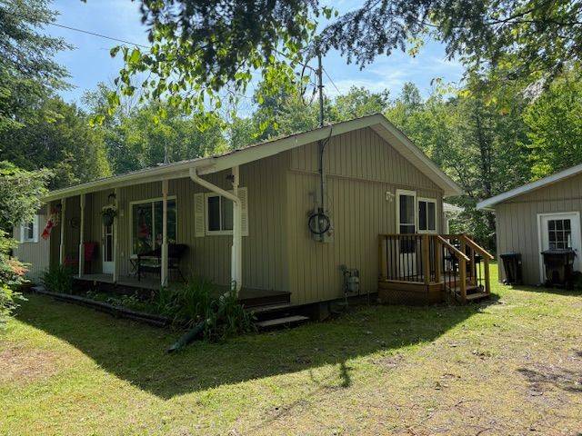 Tiny, ON L9M 0C4,2198 Champlain RD