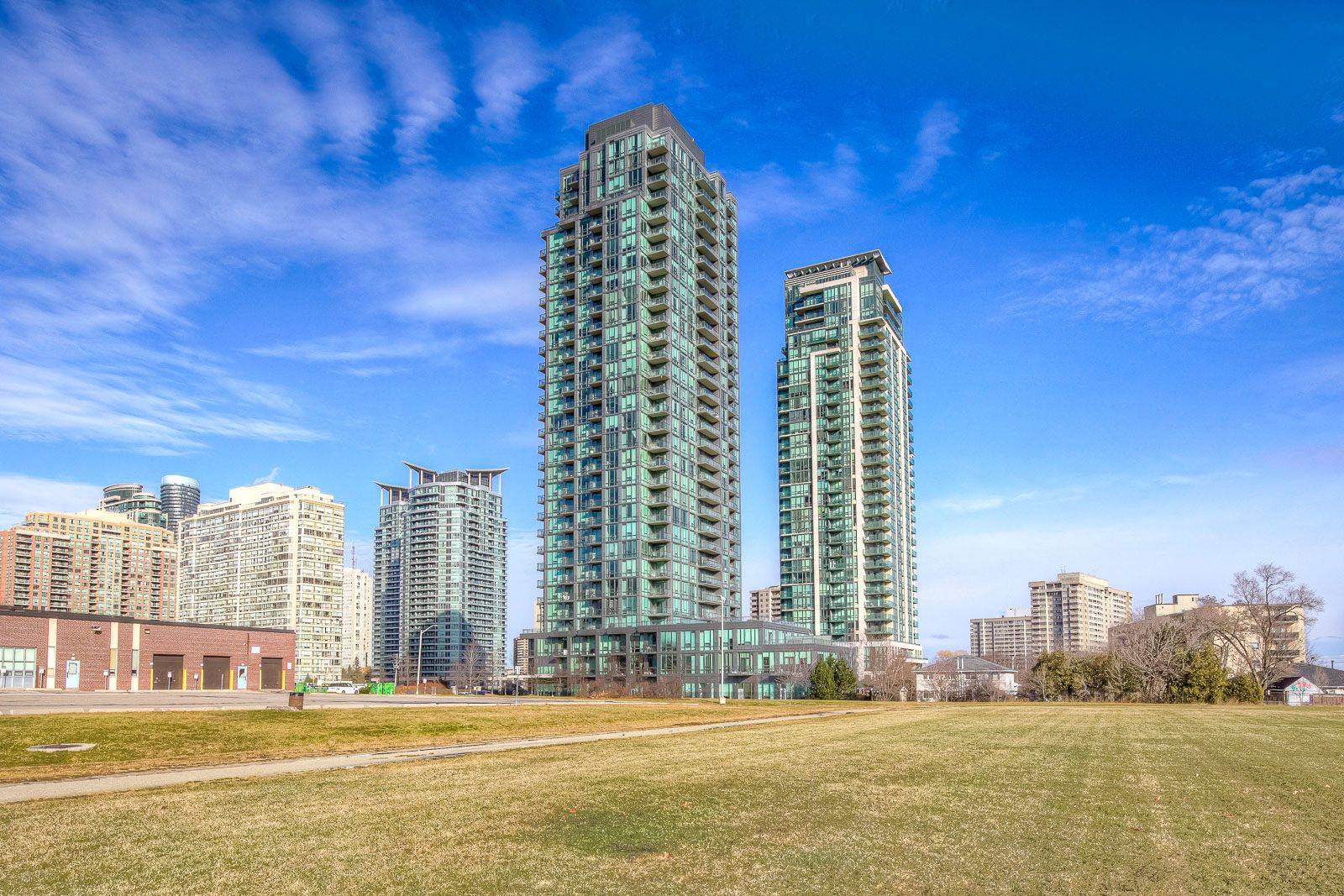 Mississauga, ON L5B 0C2,3525 Kariya DR #318
