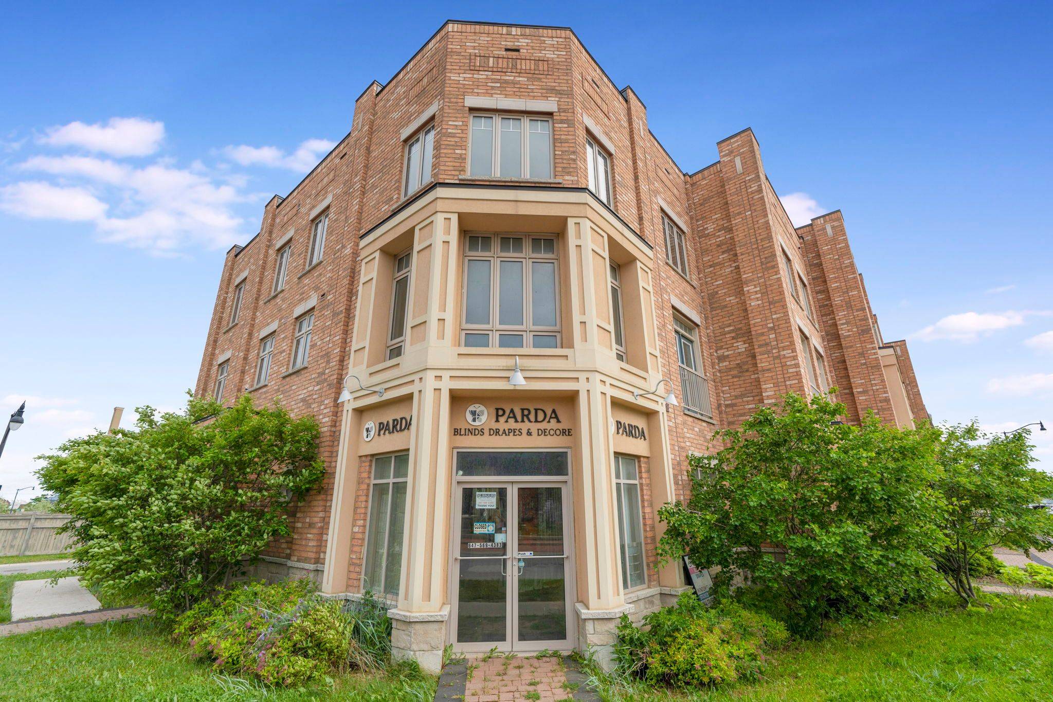 28 Wardenwood DR, Brampton, ON L6R 3W4