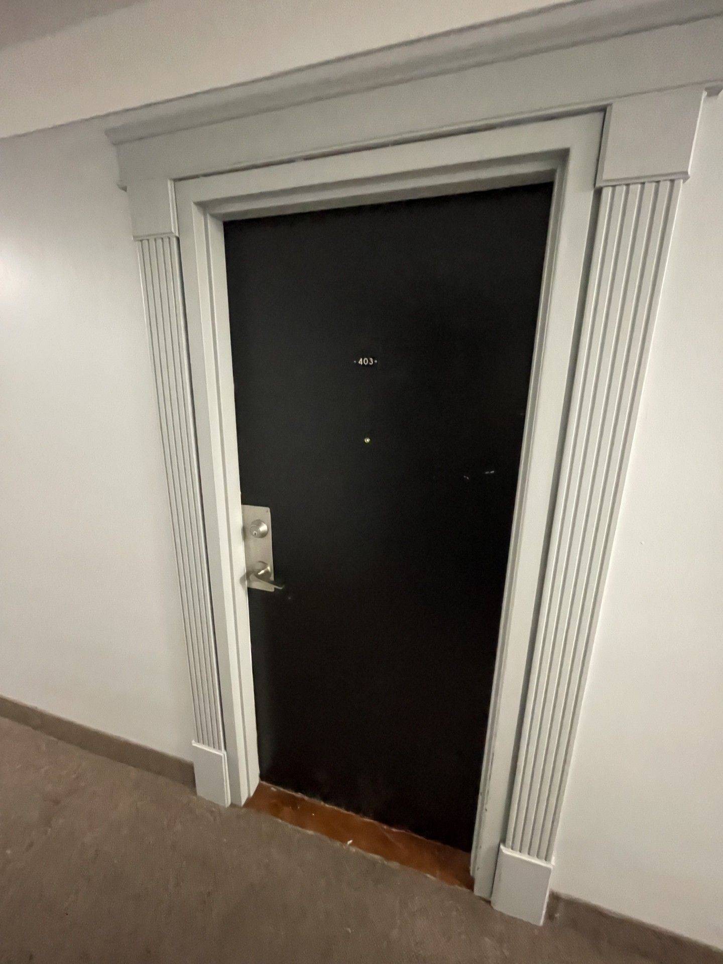 Hamilton, ON L8K 5J2,15 Albright RD #403