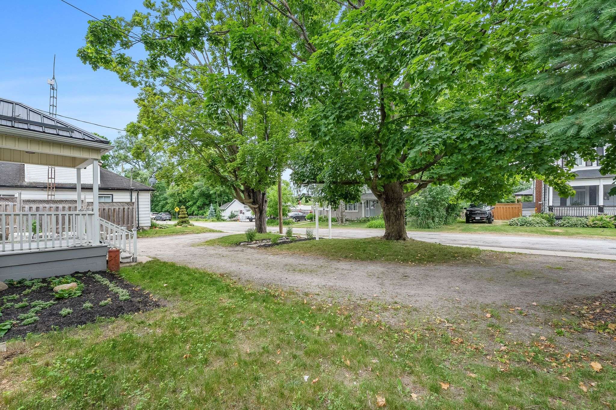 Kawartha Lakes, ON L0A 1A0,128 Glengarry RD