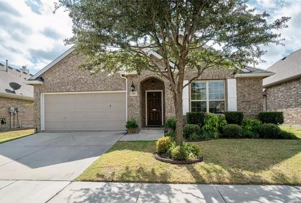 Little Elm, TX 75068,908 Lake Grove Drive