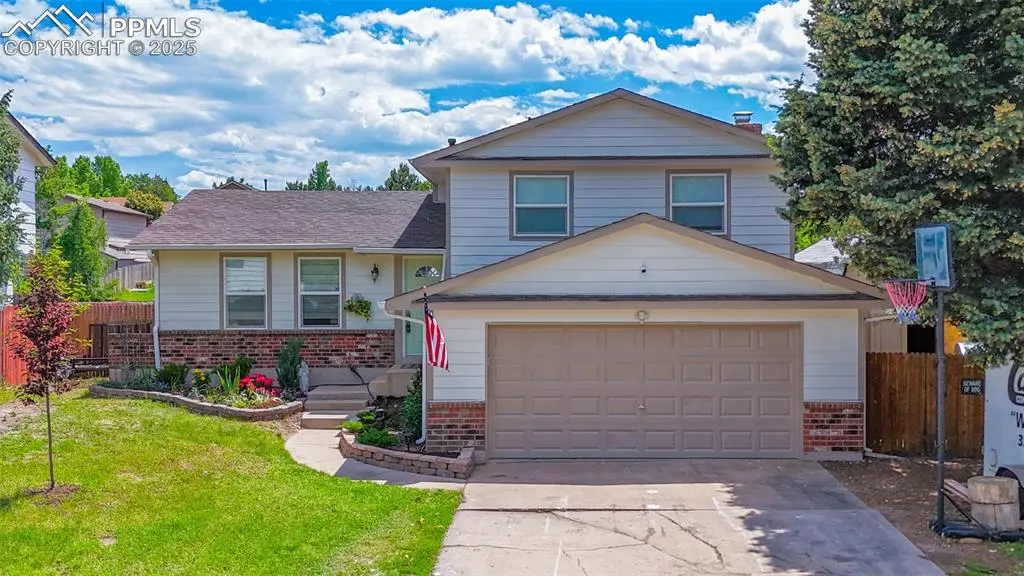 2445 Maroon Bells AVE, Colorado Springs, CO 80918