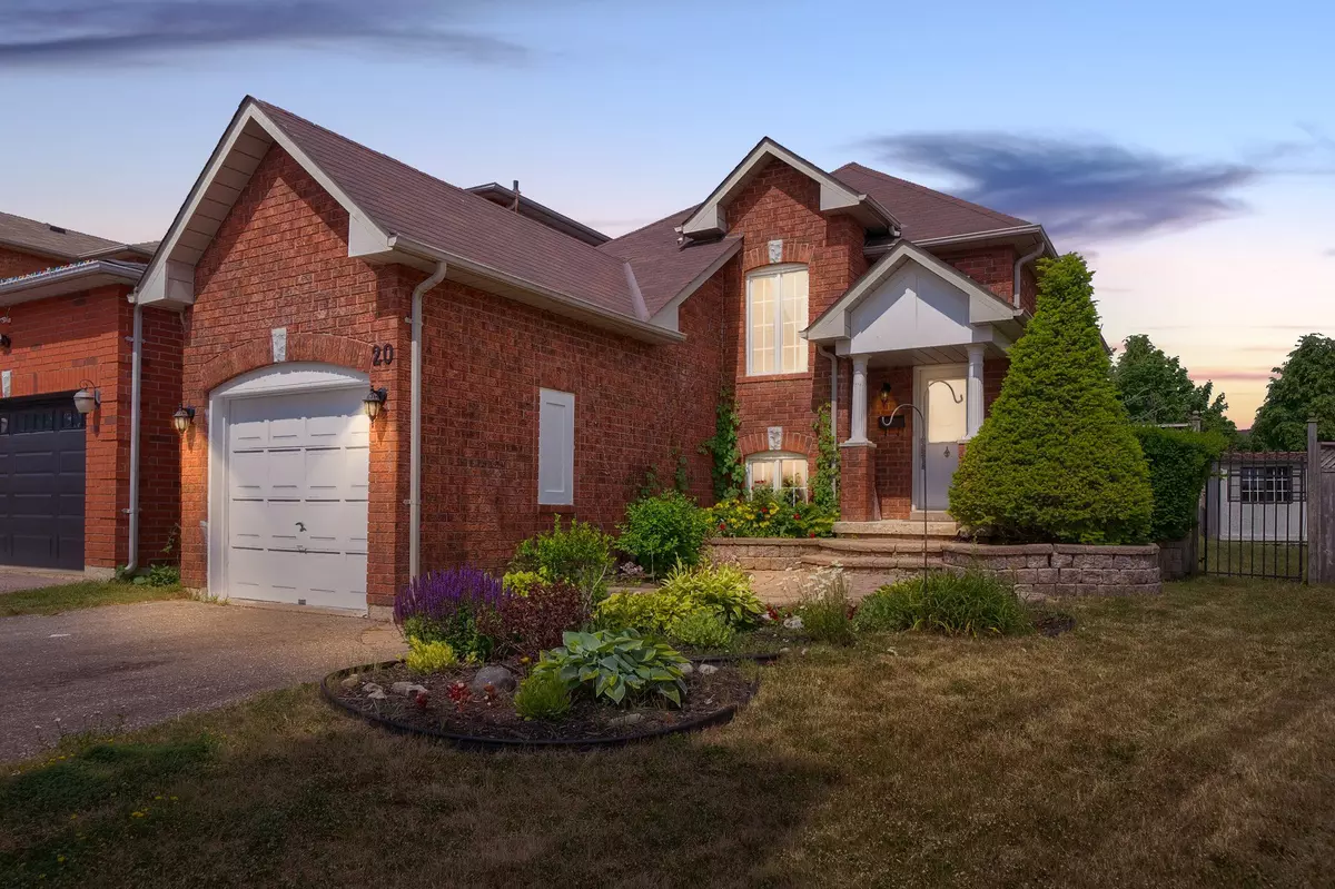 Clarington, ON L1C 4Z1,20 Abernethy CRES